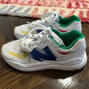 Colorful new balance sneakers size 7.5 men’s 9 women’s